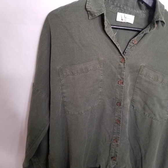 Lou & Grey Galaxy front tie shirt - Picture 10 of 10